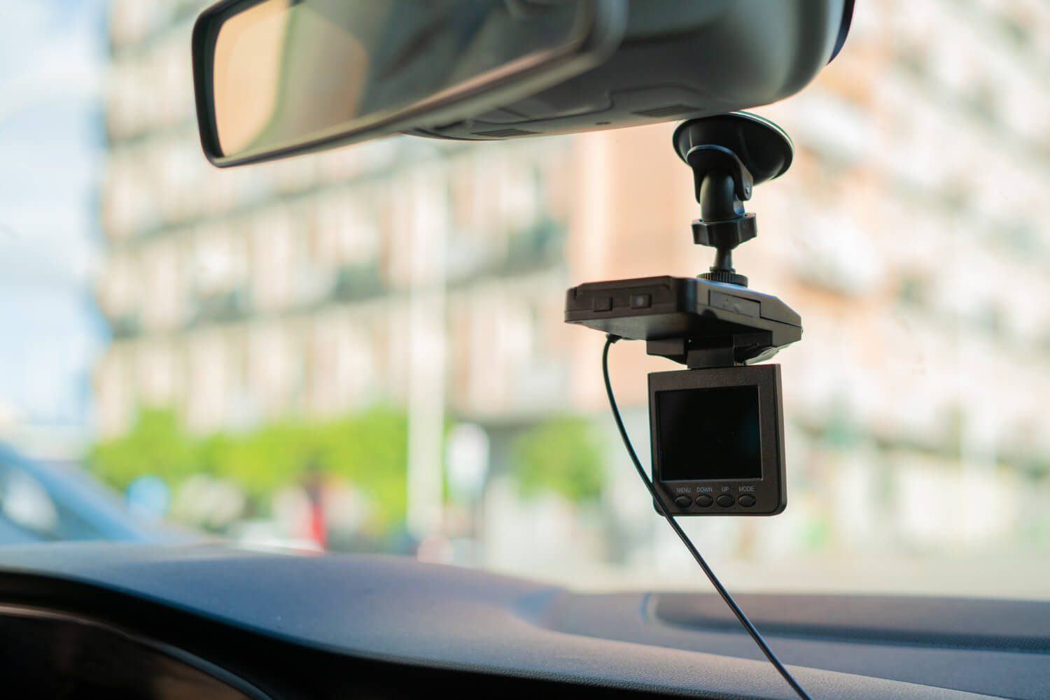 What to consider when buying a car camera?
